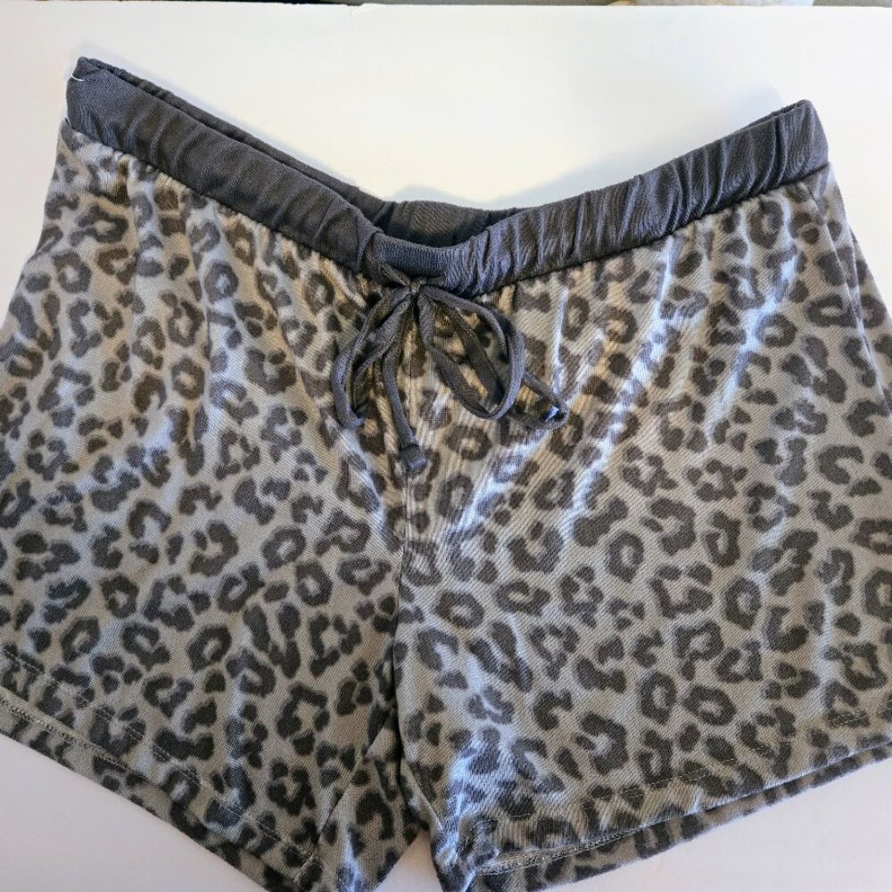 Lucky Brand Gray Cheetah Cozy Pajama Shorts‎ Size L